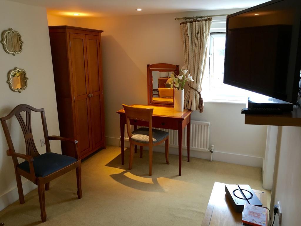 Pier View Self Catering Luxury Apartments Сътън он Сий Екстериор снимка